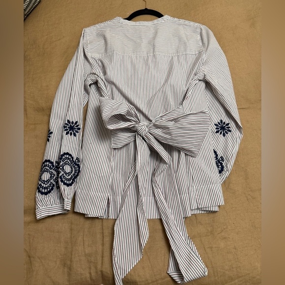 J. Crew embroidered cotton red and navy Striped Blouse with statement bow - Picture 2 of 10